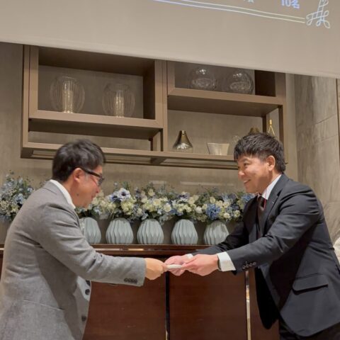 【受賞報告】2025年度TMSアワード「成婚マイスター」＆「成婚数部門 ゴールド賞」を受賞しました｜結婚相談所レオンLeón